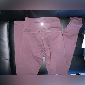 Burgundy wunder under Lululemon leggings